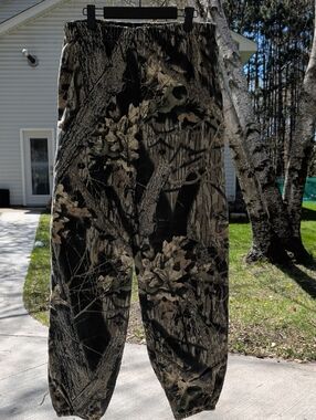Scentlok Men's Mossy Oak Breakup Camo Pants size Large- not insulated.